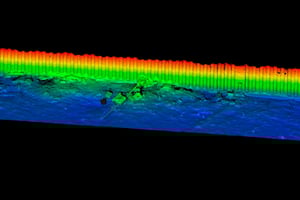 Sonaraufnahme eines Mauerbereichs am Nordostbohlwerk Helgoland