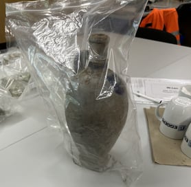 Vase als Baustellenfund in Berlin