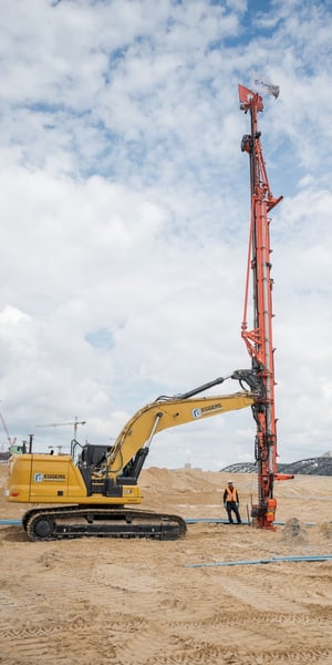 Bohrgerät von EGGERS im Einsatz zur Kampfmittelsondierung in Hamburg